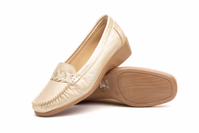 Kiowa Mujer Piel Platino Cuña - 6