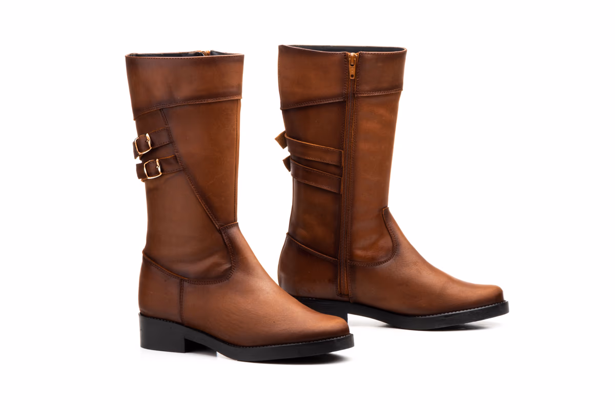 Bota Mujer Piel Cuero Hebillas