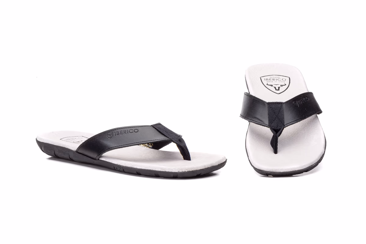 Esclava Hombre Piel Negro Ibérico