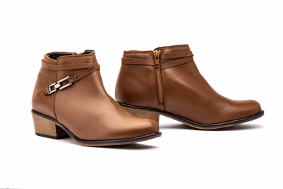 Botín Mujer Piel Cuero Hebilla