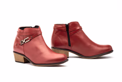 Botín Mujer Piel Burdeos Hebilla