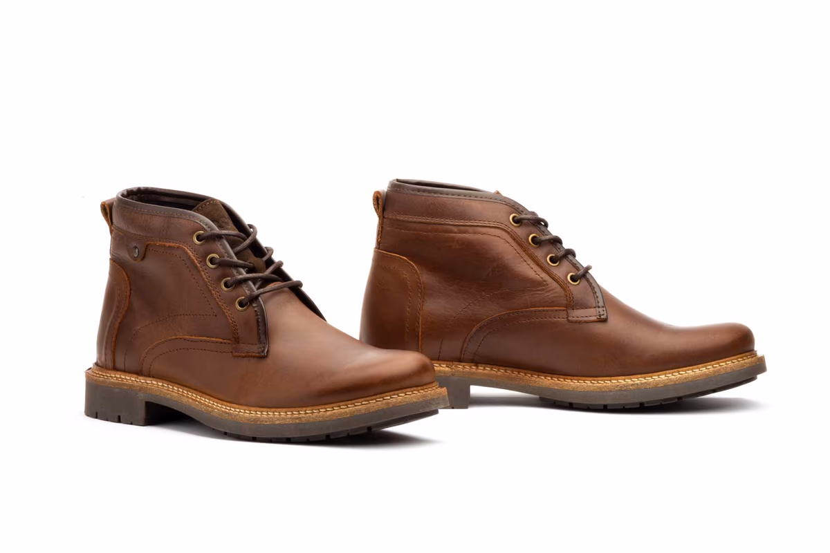 Botín Hombre Piel Camel Cordones