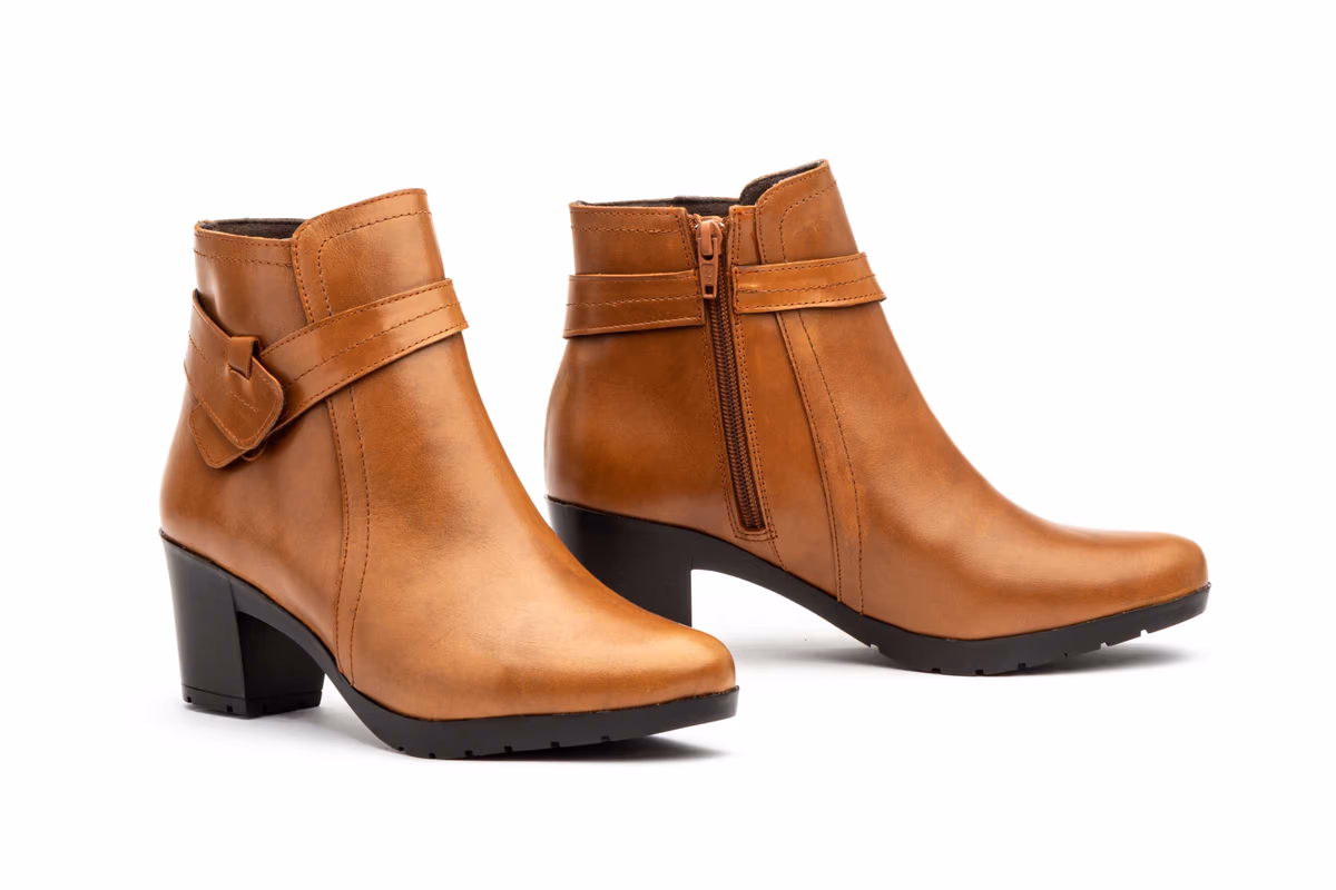 Botín Mujer Piel Cuero Tacón