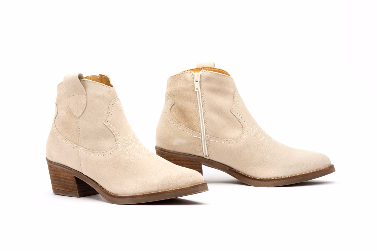 Botín Campero Mujer Piel Serraje Hielo Tacón Cubano