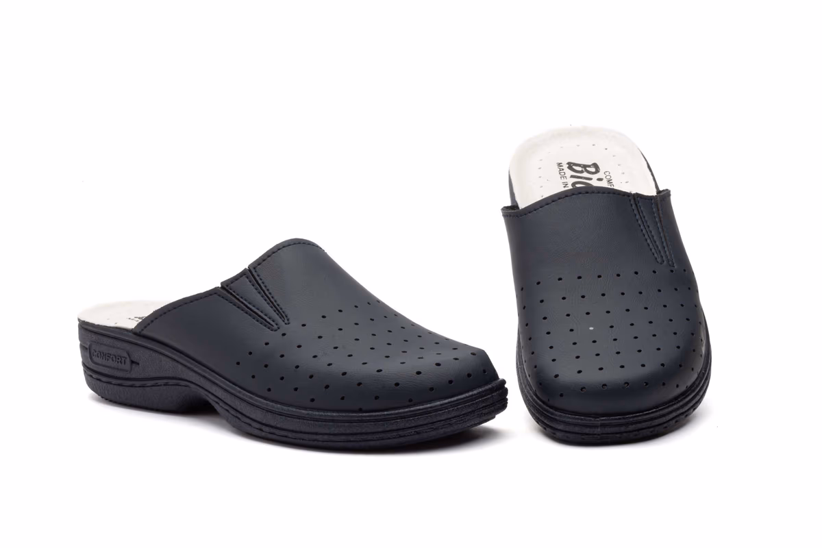 Zuecos Mujer Piel Azul Perforado BioUp