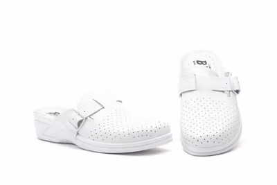 Zuecos Mujer Piel Azul Perforado Hebilla BioUp