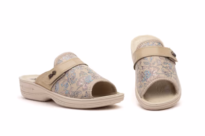 Zuecos Mujer Beige Velcro