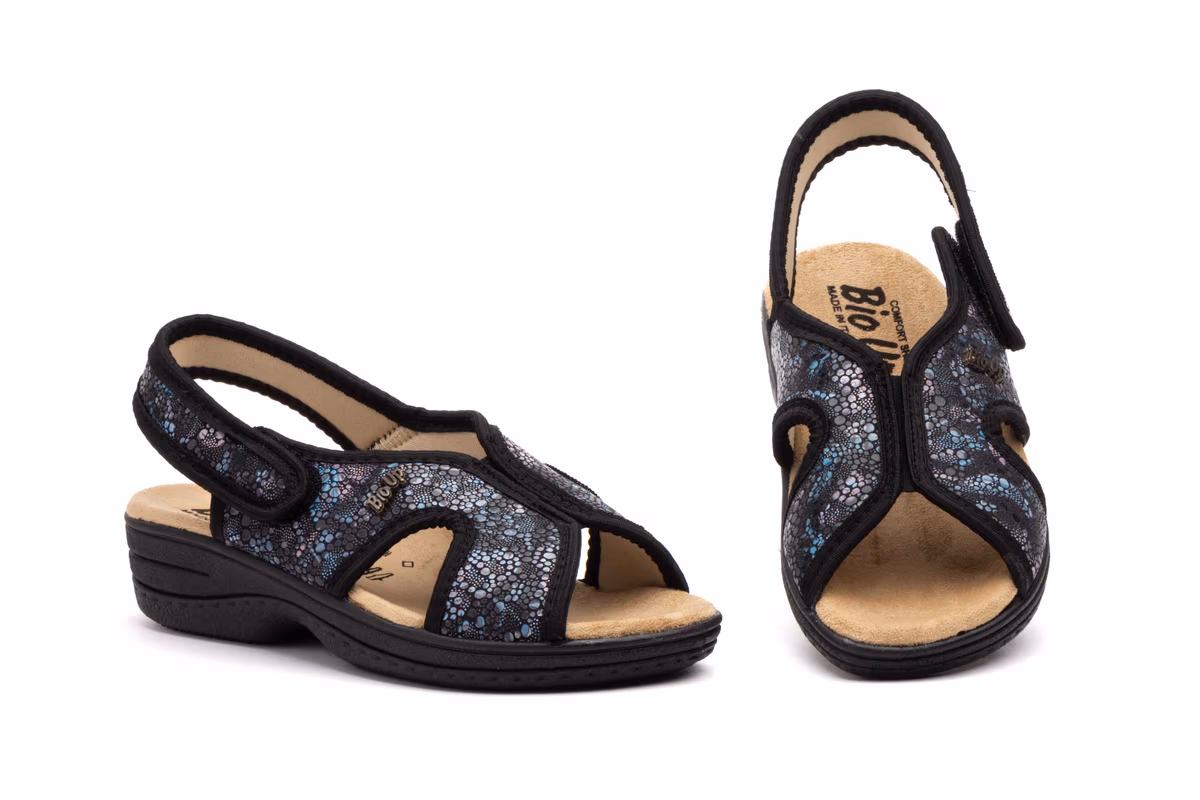 Zuecos Mujer Negro Velcro