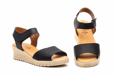 Sandalias Mujer Piel Negro Velcro Cuña