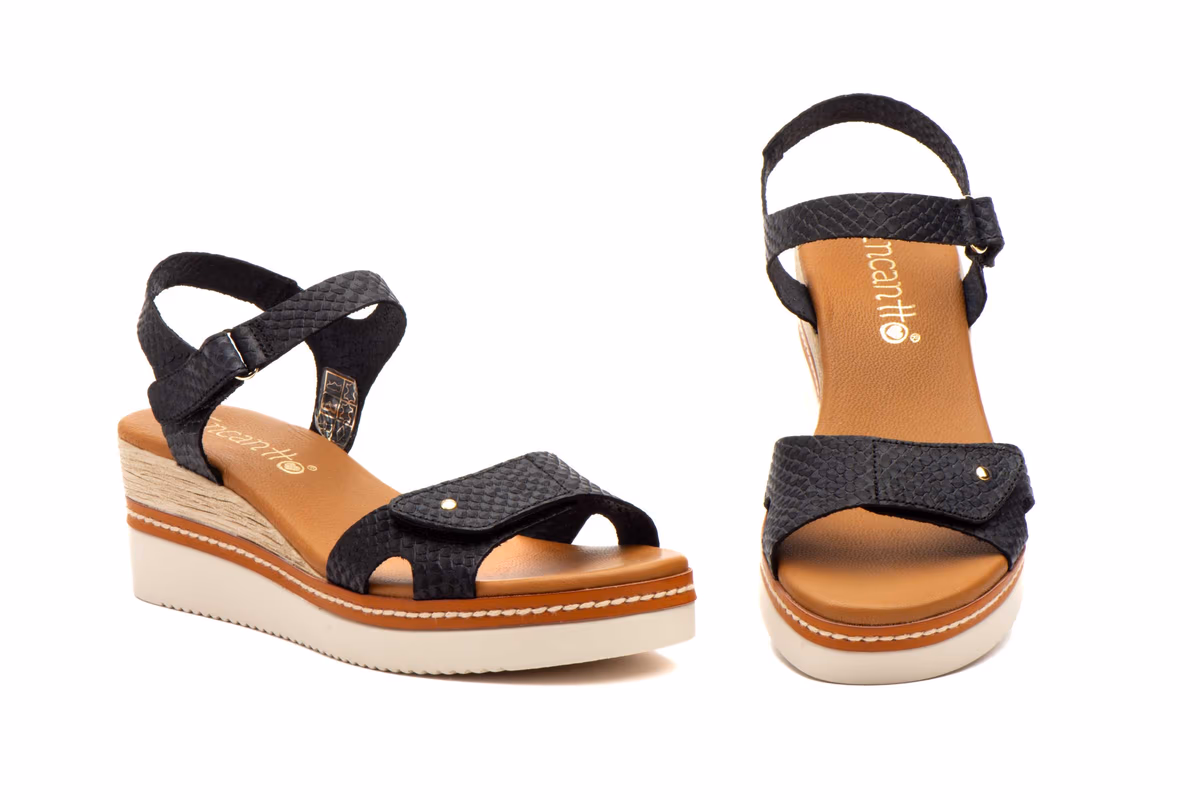 Sandalias Mujer Piel Negro Cuña