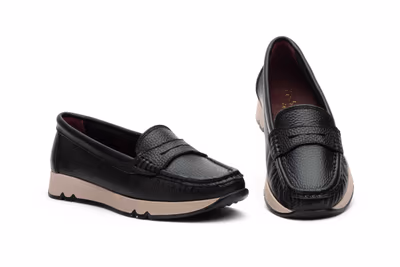 Kiowa Mujer Piel Negro